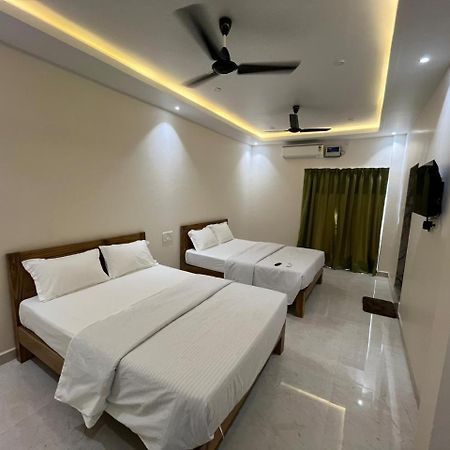 Baga Beach Walk Ngoại thất bức ảnh